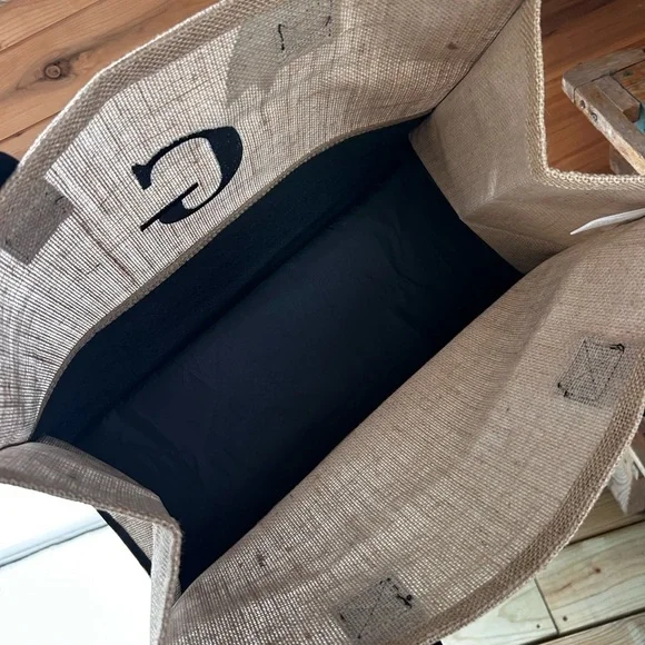 New Black and Tan Tote Bag with Monogram letter G - Picture 5 of 6